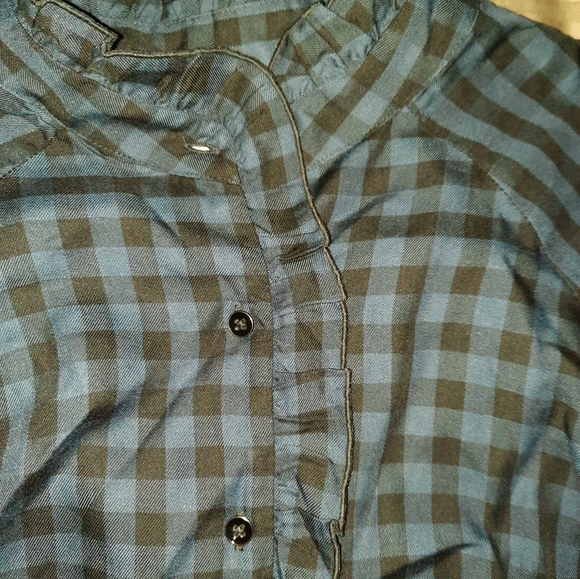 Plaid CAbi Top - Picture 5 of 7